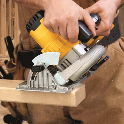 DEWALT Circular Saw 20V Max 6 1/2inches  (Bare Tool) - DCS391B